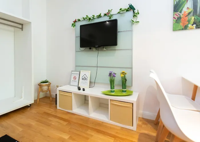 Fullhouse - - N6 Jungle - Smarttv - Nespresso アパート